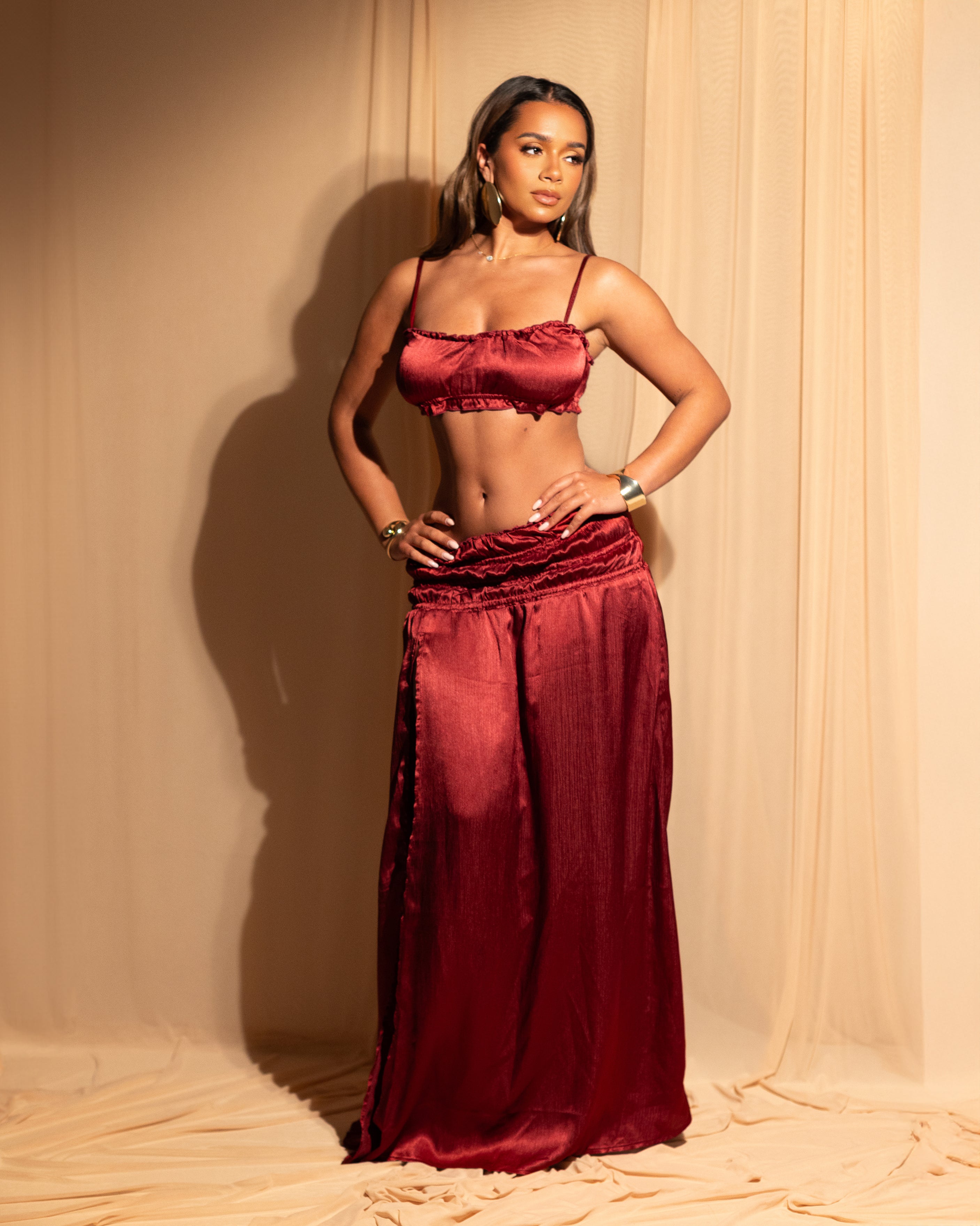 &quot;SOLONE&quot; Crop Top - Burgundy